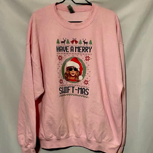 HAVE A MERRY SWIFTMAS DESIGN WO SIZE XL Gildan Pink Heavy Blend Sweatshirt. EUC - Picture 1 of 9